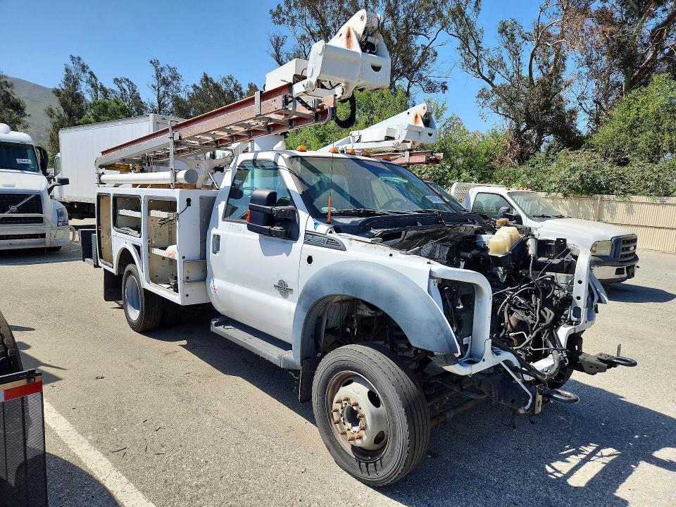 2015 Ford F-450 super duty VIN 1FDUF4GT3FEB98491 COPART salvage auction — STRIPPED, OH - CERTIFICATE OF TITLE, sold $200 on 2026-07-09 (photo 4)