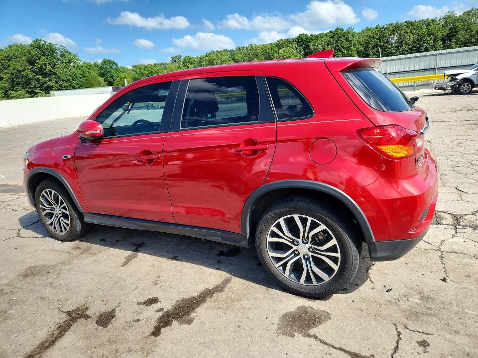 2018 Mitsubishi Outlander VIN JA4AR3AU3JZ013474 COPART salvage auction — HAIL, MO - SALVAGE CERTIFICATE OF TITLE, sold $3,200 on 2026-07-29 (photo 2)