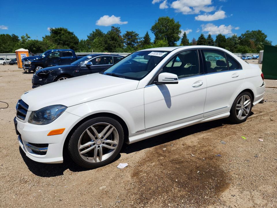 2014 Mercedes-benz C-klasse VIN WDDGF8AB1EA938429 COPART salvage auction — REAR END, Il - Salvage Certificate, sold $3,200 on 2026-07-21 (photo 1)