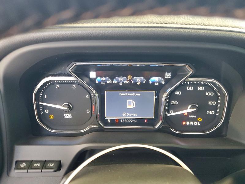 2022 Gmc SIERRA VIN 1GT49PEY9NF357745 COPART salvage auction — MINOR DENT/SCRATCHES, In - Certificate Of Title, sold $32,500 on 2026-07-09 (photo 9)