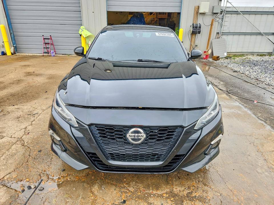 2022 Nissan VIN 1N4BL4CV2NN399671 COPART salvage auction — VANDALISM, Ms - Cert Of Title-Salvaged, sold $3,100 on 2026-07-23 (photo 5)