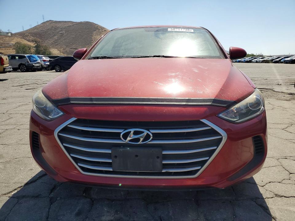 2017 Hyundai Elantra VIN KMHD74LFXHU304084 COPART salvage auction — MINOR DENT/SCRATCHES, Ca - Dis/Dlr/Exp Only Clean Title, sold $1,350 on 2026-07-06 (photo 5)