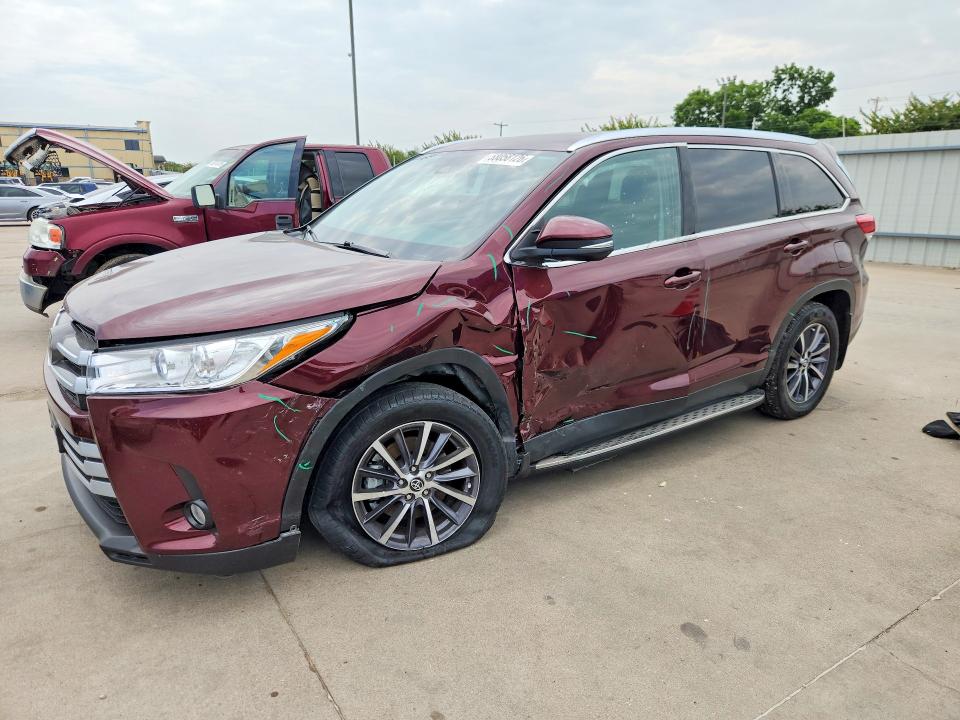 2019 Toyota Highlander VIN 5TDKZRFH6KS301159 — COPART salvage auction photo