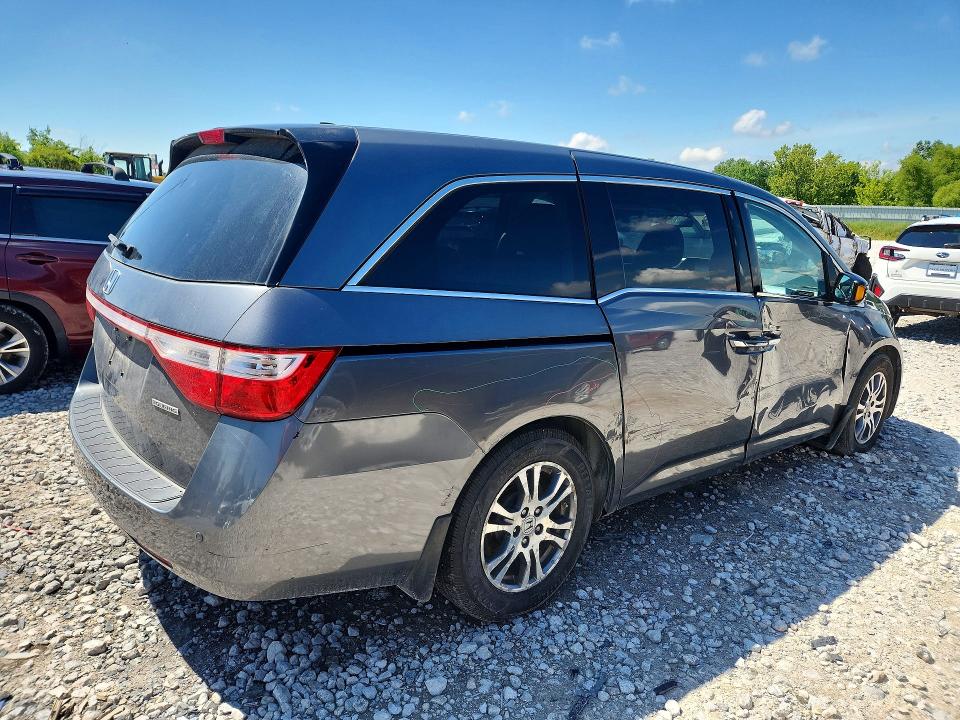 2013 Honda VIN 5FNRL5H90DB056073 COPART salvage auction — SIDE, Mi - Certificate Of Title, sold $2,000 on 2026-07-02 (photo 3)