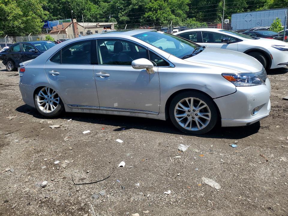 2010 Lexus Hs 250h VIN JTHBB1BA6A2003455 COPART salvage auction — FRONT END, Md - Cert Of Salvage > 75% Damage, sold $425 on 2026-07-07 (photo 4)