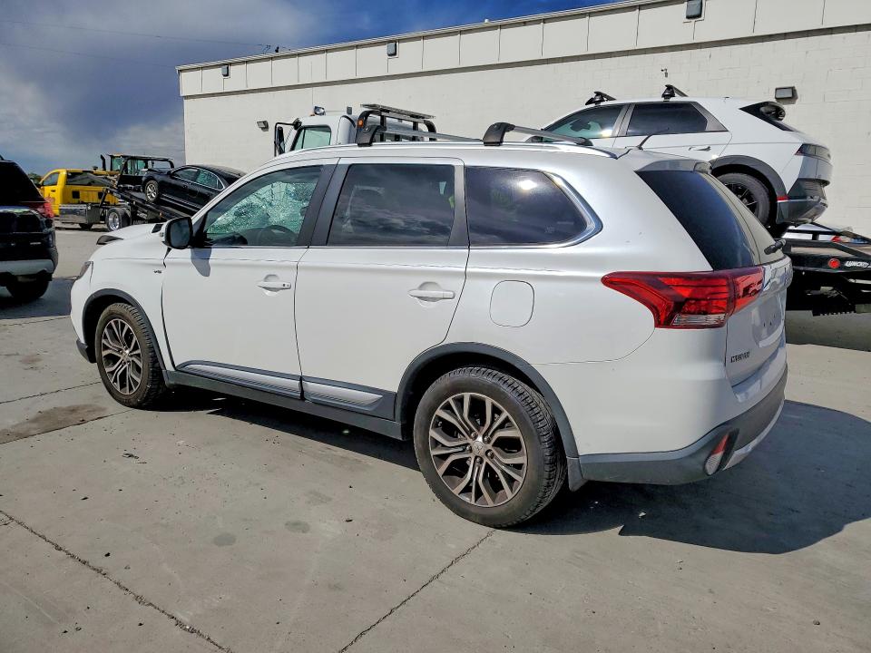 2016 Mitsubishi Outlander VIN JA4JZ4AX0GZ008791 COPART salvage auction — FRONT END, Id - Certificate Of Title, sold $800 on 2026-07-14 (photo 2)