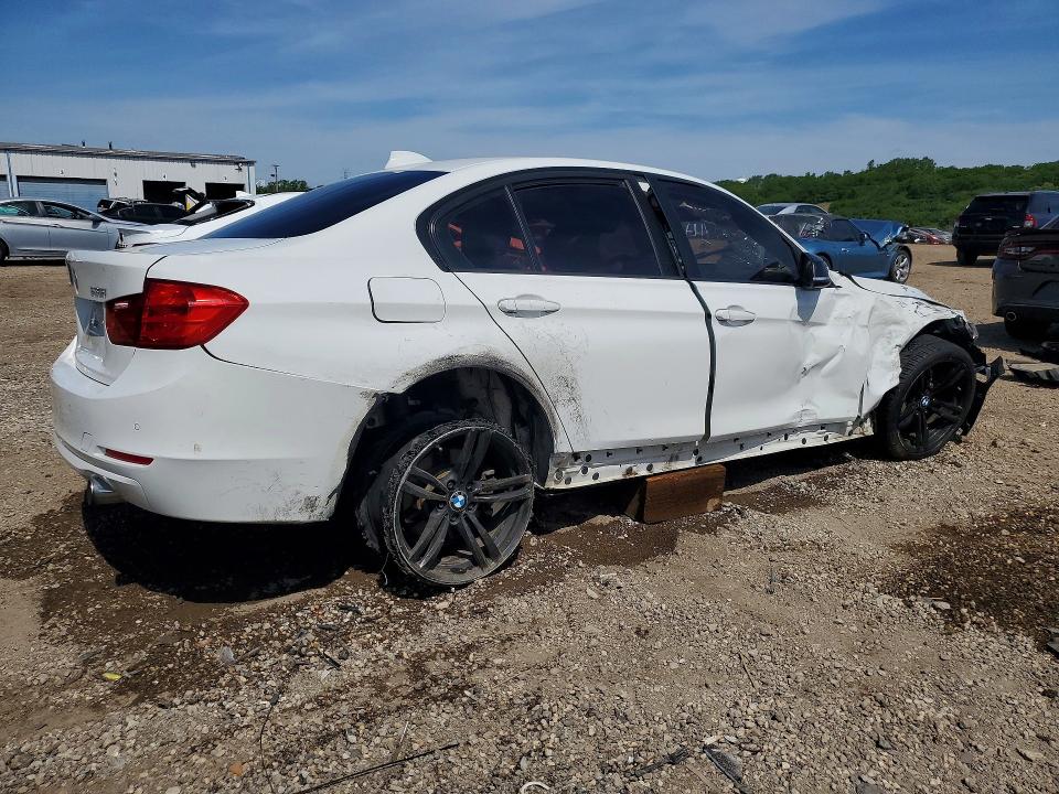 2014 BMW 3er VIN WBA3B9G57ENR92691 COPART salvage auction — FRONT END, Il - Salvage Certificate, sold $1,400 on 2026-07-29 (photo 3)