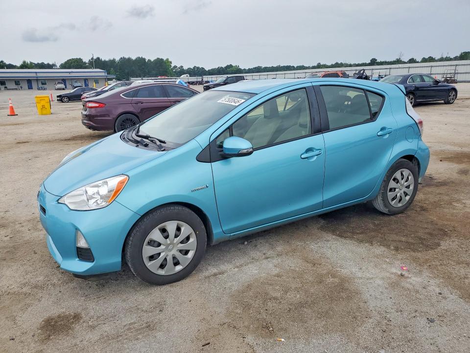2014 Toyota Prius c VIN JTDKDTB3XE1074100 COPART salvage auction — REAR END, Sc - Cert Of Title-Salvage, sold $2,650 on 2026-07-13 (photo 1)