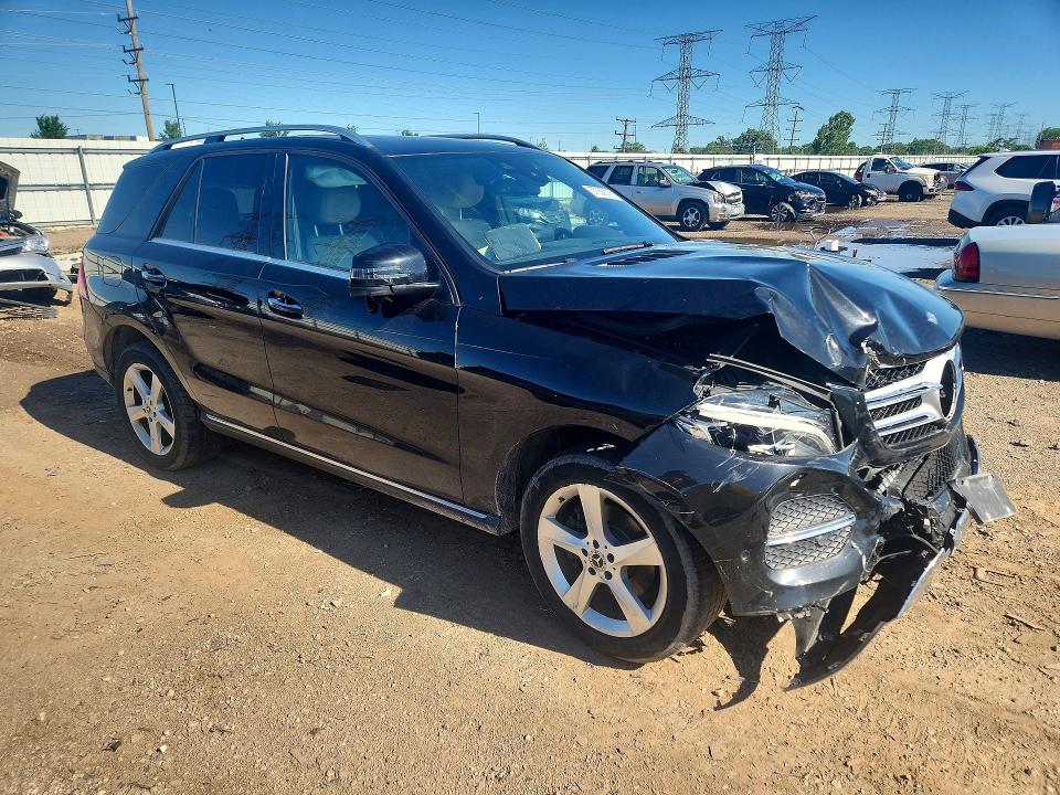 2017 Mercedes-benz VIN 4JGDA5HB5HA921567 COPART salvage auction — FRONT END, Il - Salvage Certificate, sold $3,700 on 2026-07-18 (photo 4)