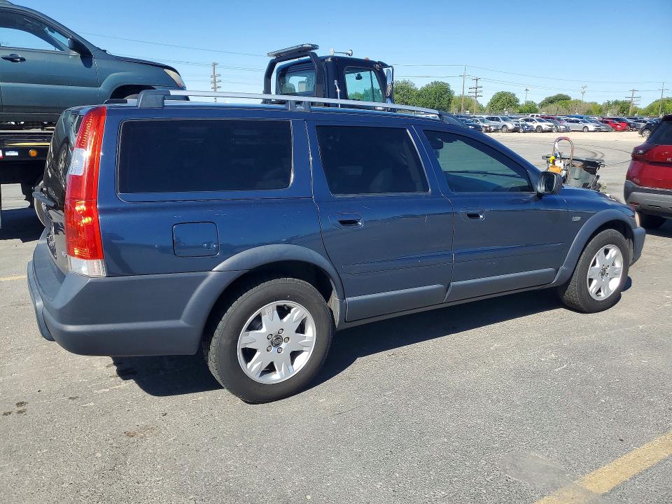2005 Volvo Xc70 VIN YV1SZ592551199705 COPART salvage auction — MINOR DENT/SCRATCHES, ID - CERTIFICATE OF TITLE, sold $150 on 2026-07-09 (photo 3)