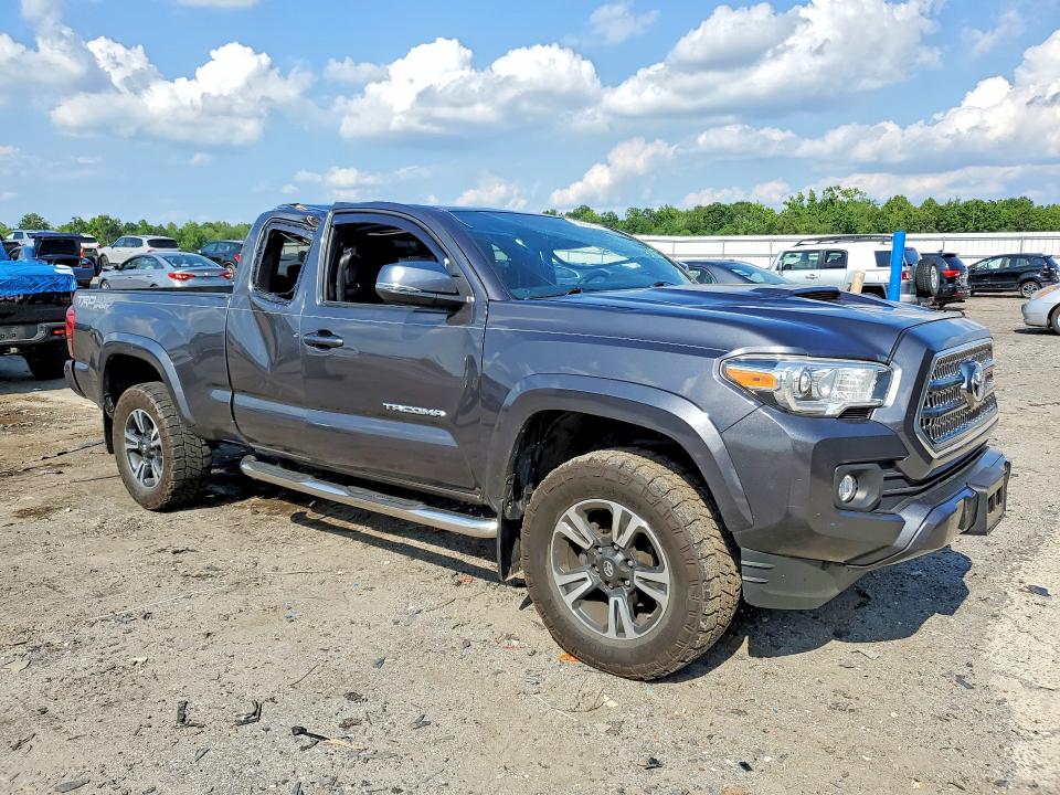 2017 Toyota Tacoma VIN 5TFSZ5AN9HX106861 COPART salvage auction — ROOF, Va - Cert Of Title - Salvage, sold $7,000 on 2026-07-08 (photo 4)