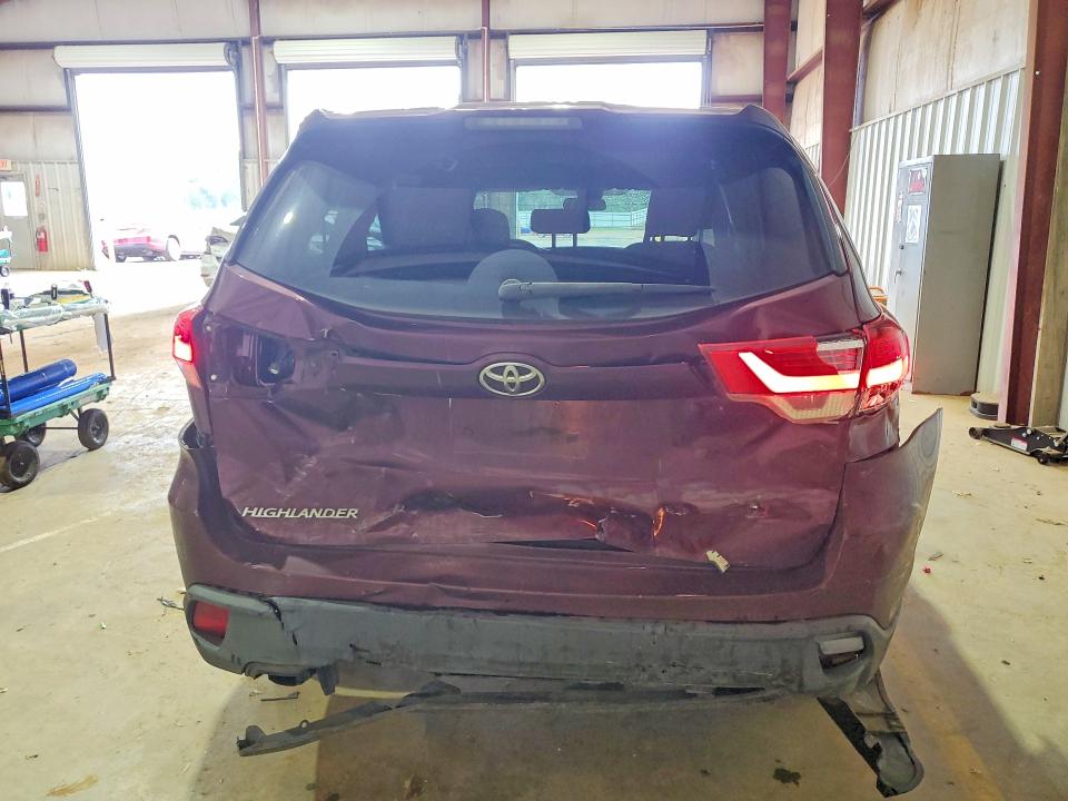 2017 Toyota Highlander VIN 5TDZARFH7HS027422 COPART salvage auction — REAR END, Tx - Salvage Vehicle Title, sold $5,700 on 2026-07-13 (photo 6)