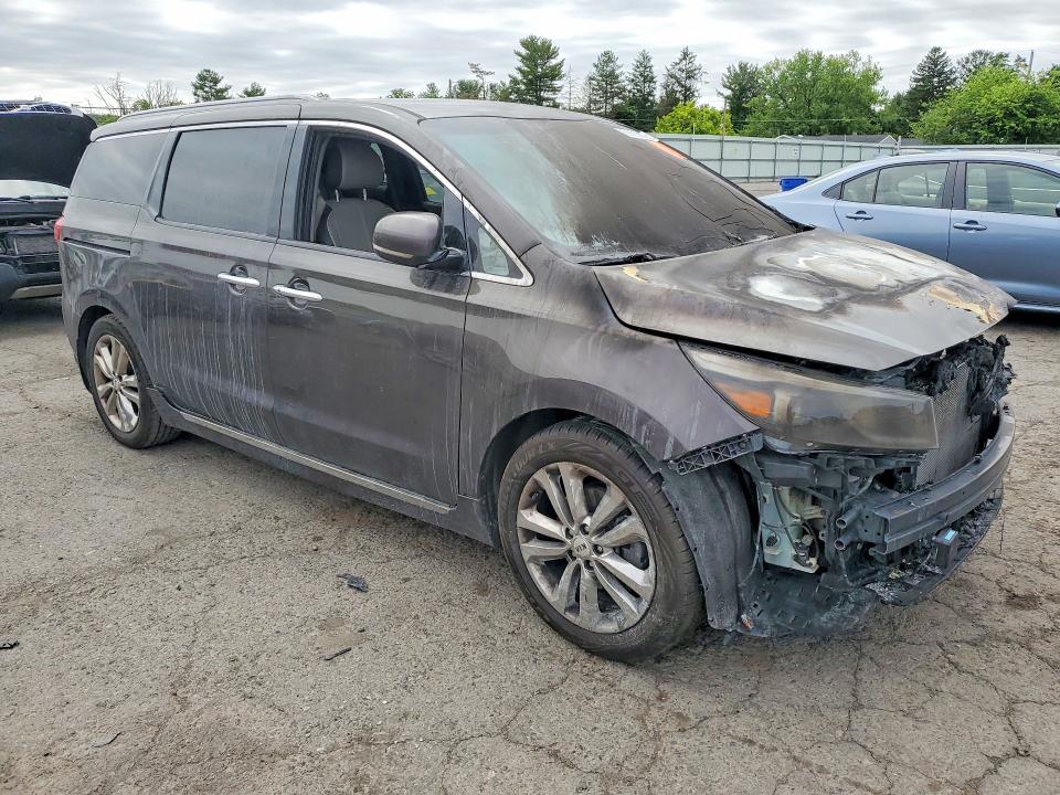 2017 Kia SEDONA VIN KNDME5C13H6272006 COPART salvage auction — Burn Engine, Pa - Certificate Of Salvage, sold $175 on 2026-07-31 (photo 4)