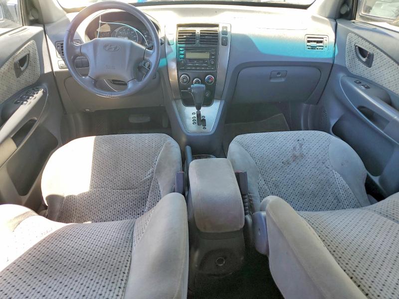 2005 Hyundai Tucson VIN KM8JN12D15U086507 COPART salvage auction — MINOR DENT/SCRATCHES, Ca - Dis/Dlr/Exp Only Clean Title, sold $325 on 2026-07-02 (photo 8)