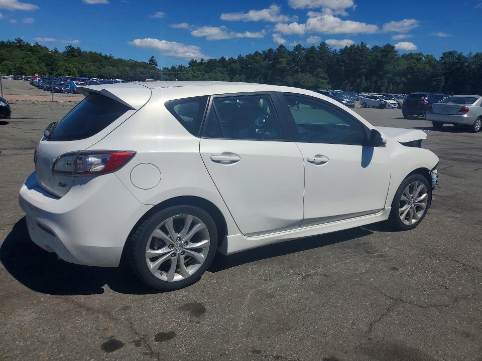 2011 Mazda 3 VIN JM1BL1M68B1902185 COPART salvage auction — FRONT END, MA - CERT OF TITLE-RECONSTRCTD COLL, sold $450 on 2026-07-09 (photo 3)