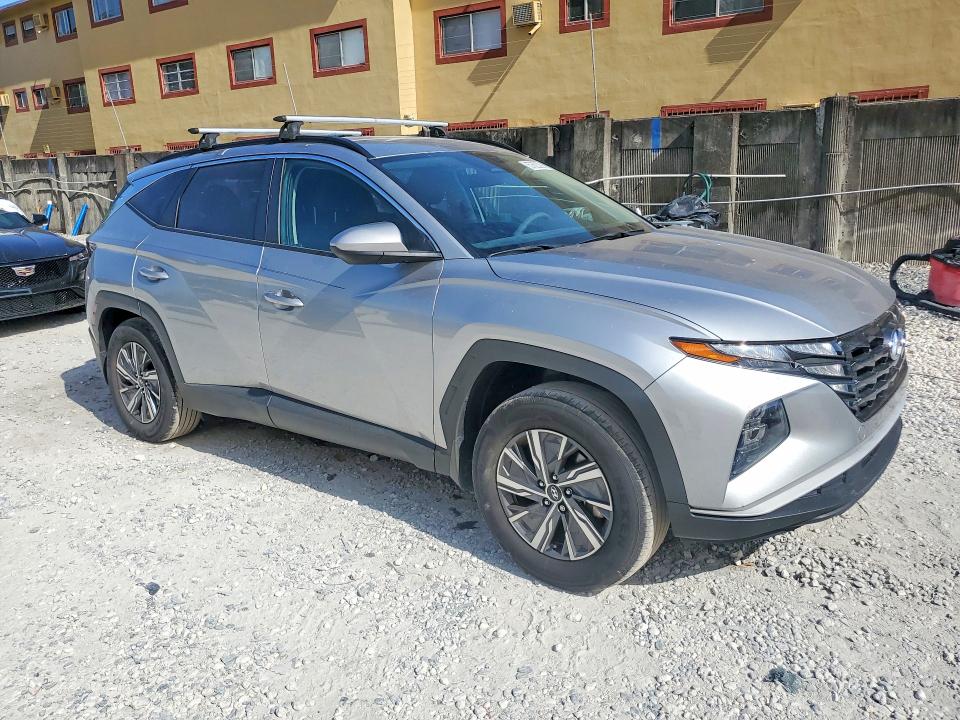 2024 Hyundai VIN KM8JBCD15RU169094 COPART salvage auction — SIDE, Fl - Certificate Of Destruction, sold $5,800 on 2026-07-28 (photo 4)