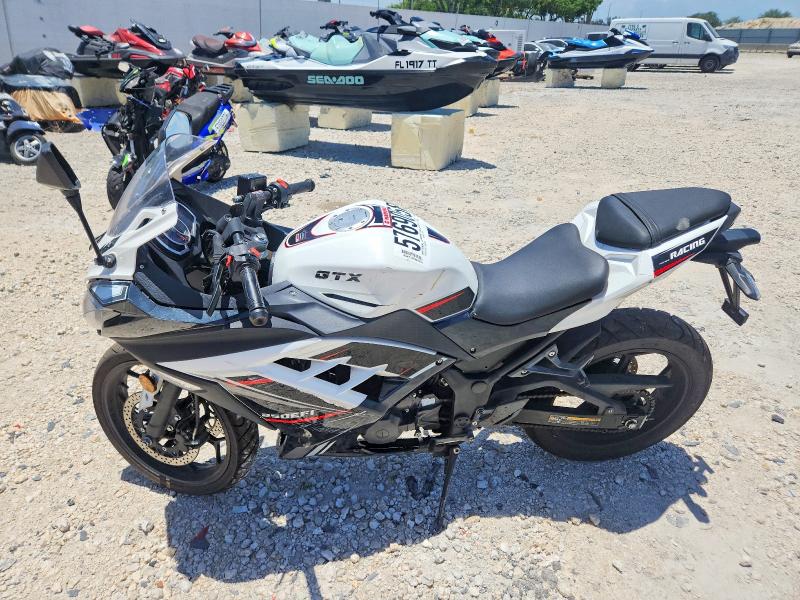 2025 Fgyn Motorcycle VIN H0DPBFG92SX125591 COPART salvage auction — FRONT END, FL - CERT OF TITLE SLVG REBUILDABLE, sold $125 on 2026-07-02 (photo 3)