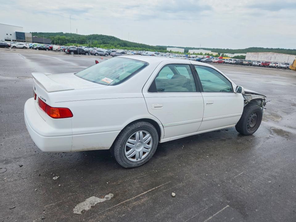 2000 Toyota Camry VIN JT2BG22K3Y0498536 COPART salvage auction — FRONT END, Ok - Cert Of Title-Salvage, sold $1,400 on 2026-07-15 (photo 3)