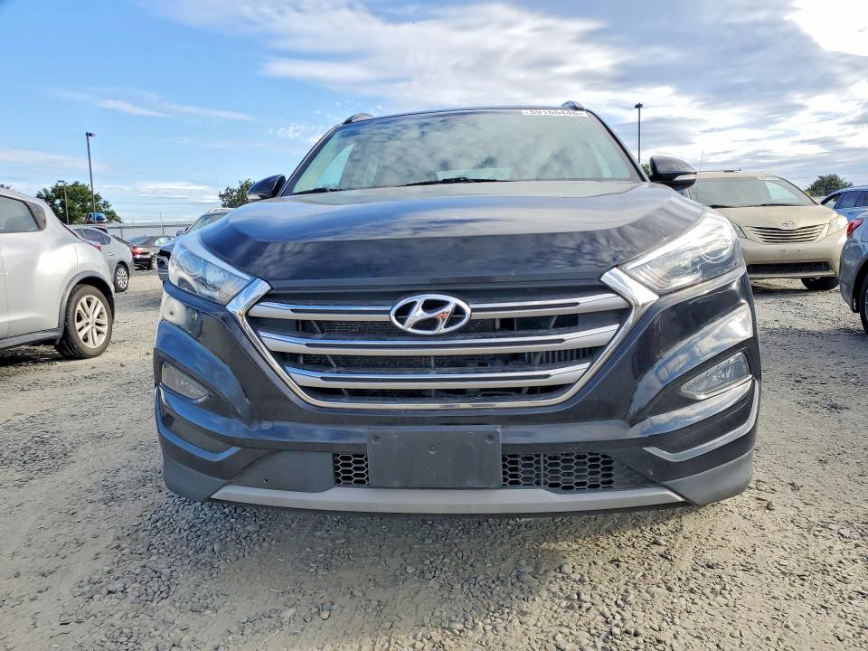 2017 Hyundai Tucson VIN KM8J3CA20HU598586 COPART salvage auction — MECHANICAL, Fl - Dis/Dlr/Exp Only Clean Title, sold $3,100 on 2026-07-28 (photo 5)