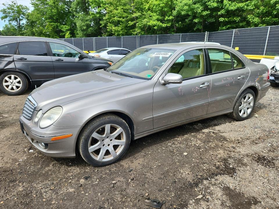 2008 Mercedes-benz E-klasse VIN WDBUF87X28B202614 COPART salvage auction — SIDE, Md - Cert Of Salvage > 75% Damage, sold $550 on 2026-07-31 (photo 1)