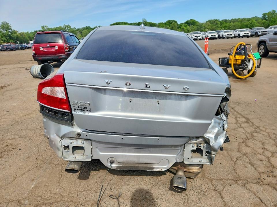 2011 Volvo S80 VIN YV1940AS1B1135118 COPART salvage auction — REAR END, Ct - Cert Of Title-Salvage, sold $475 on 2026-08-07 (photo 6)