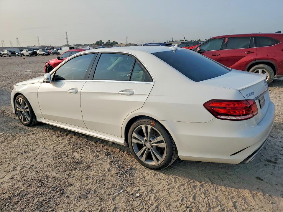 2014 Mercedes-benz E-klasse VIN WDDHF5KB0EA980804 COPART salvage auction — SIDE, TX - SALVAGE VEHICLE TITLE (P), sold $3,150 on 2026-07-17 (photo 2)