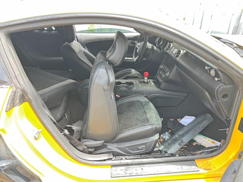 2016 Ford Mustang VIN 1FA6P8JZXG5520579 COPART salvage auction — ENGINE BURN, Id - Salvage Certificate Of Title (P), sold $10,000 on 2026-07-10 (photo 5)