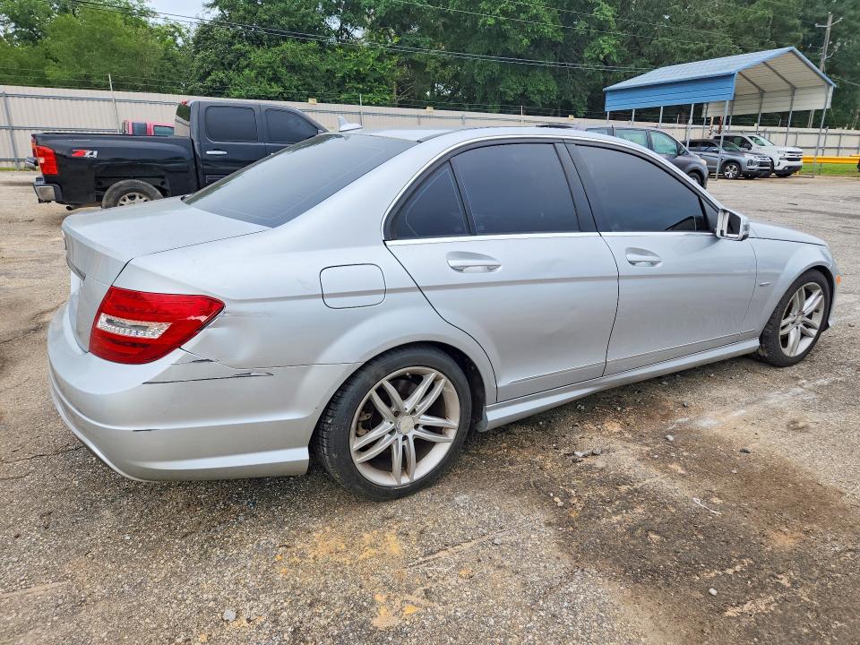 2012 Mercedes-benz VIN WDDGF4HB9CA679930 COPART salvage auction — VANDALISM, Fl - Cert Of Title Slvg Rebuildable, sold $1,650 on 2026-08-03 (photo 3)