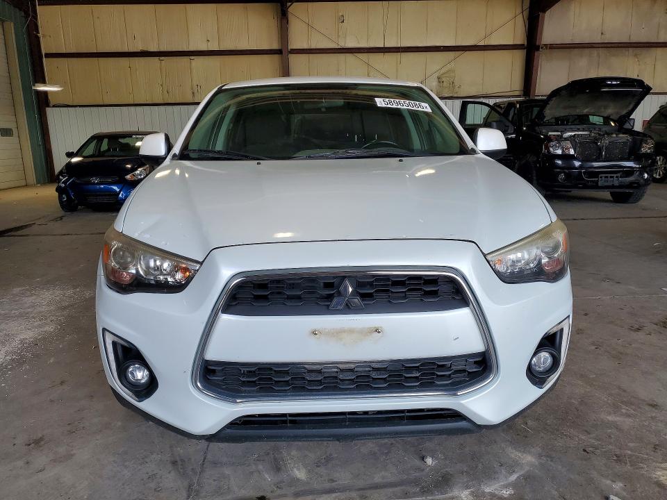 2015 Mitsubishi Outlander sport VIN 4A4AR4AU5FE020817 COPART salvage auction — MINOR DENT/SCRATCHES, Ia - Certificate Of Title, sold $575 on 2026-07-22 (photo 5)