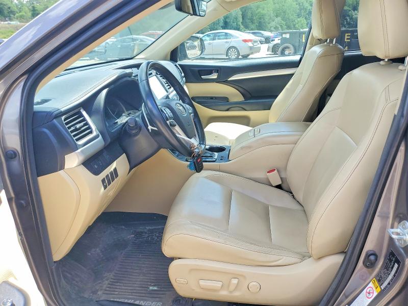 2018 Toyota Highlander VIN 5TDJZRFH7JS561872 COPART salvage auction — MINOR DENT/SCRATCHES, Ny - Certificate Of Title (P), sold $12,000 on 2026-07-14 (photo 7)