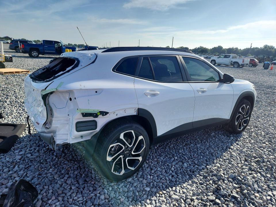 2026 Chevrolet VIN KL77LJEP8TC087759 COPART salvage auction — REAR END, Fl - Cert Of Title Slvg Rebuildable, sold $4,150 on 2026-07-28 (photo 3)