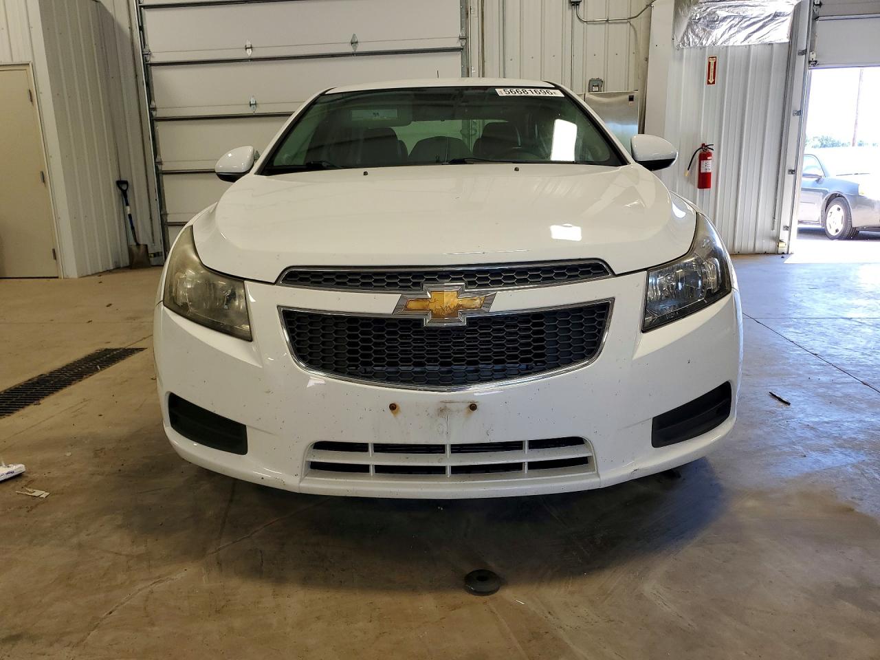 2013 Chevrolet Cruze VIN 1G1PE5SB7D7102297 COPART salvage auction — Hail, MN - CERT OF TITLE-SALVAGE, sold $750 on 2026-07-09 (photo 5)