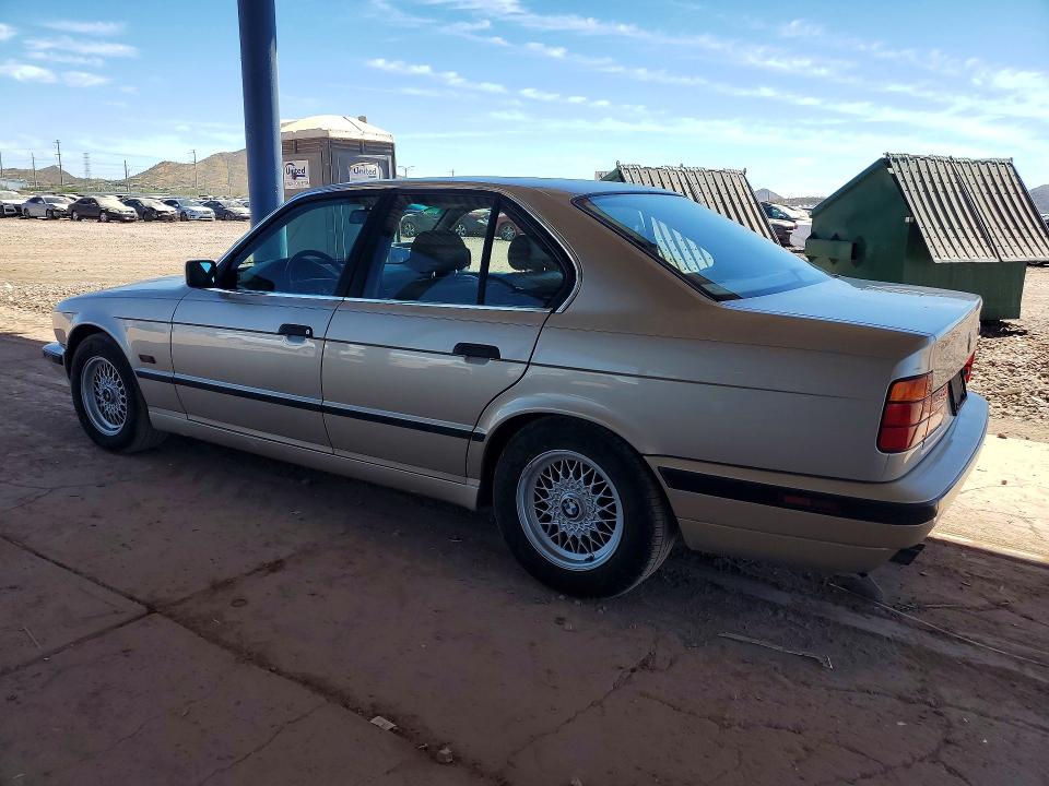 1995 BMW 5 series VIN WBAHD6326SGK56674 COPART salvage auction — MINOR DENT/SCRATCHES, Az - Cert Of Title-Restored Salvage, sold $2,200 on 2026-07-02 (photo 2)