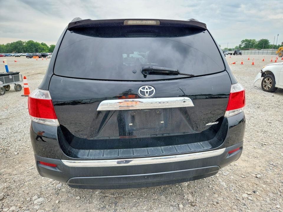 2013 Toyota VIN 5TDBK3EH6DS272297 COPART salvage auction — SIDE, Oh - Cert Of Title-Salvage, sold $4,550 on 2026-07-02 (photo 6)