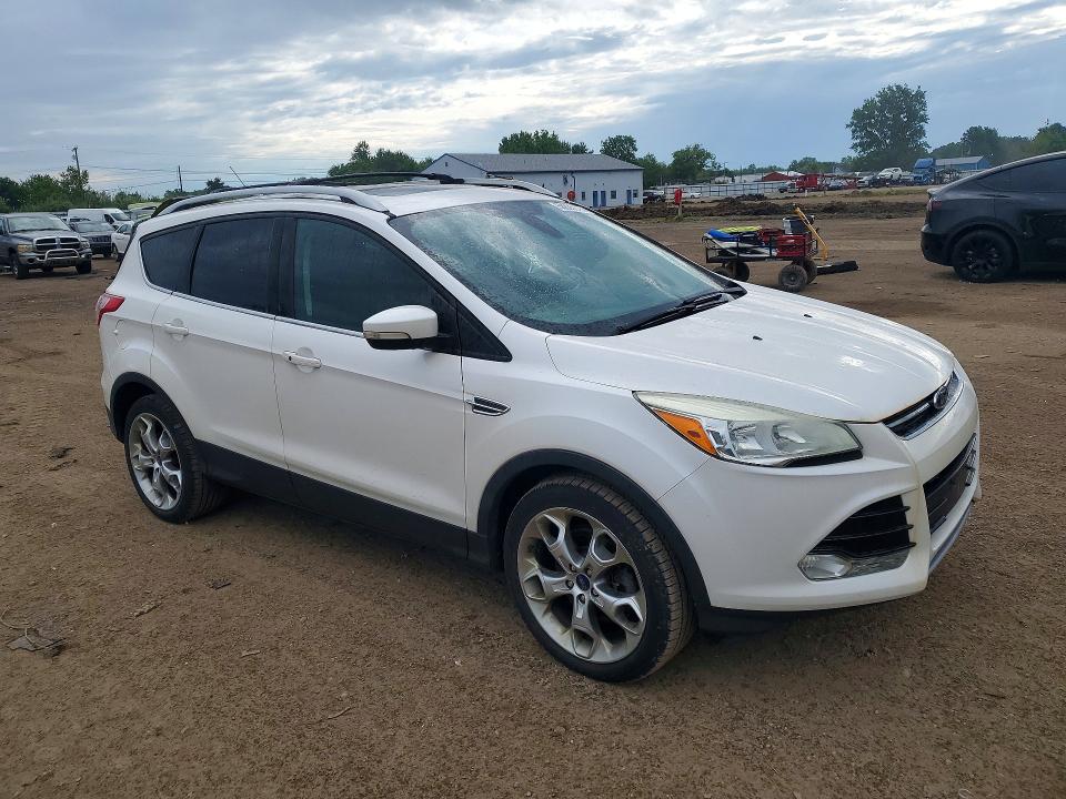2014 Ford Escape VIN 1FMCU9J94EUD78496 COPART salvage auction — HAIL, Oh - Cert Of Title-Salvage, sold $1,300 on 2026-07-06 (photo 4)