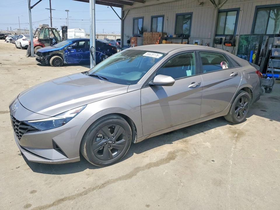 2022 Hyundai Elantra VIN KMHLM4AG1NU354738 COPART salvage auction — FRONT END, Ca - Salvage Certificate, sold $4,600 on 2026-07-13 (photo 1)