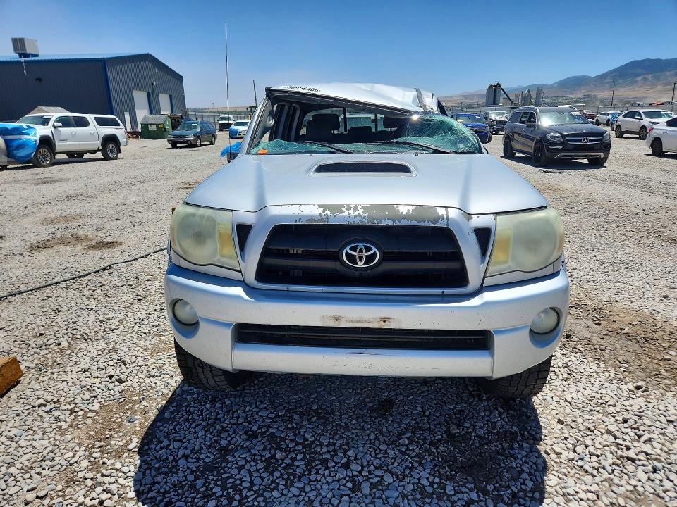 2007 Toyota Tacoma VIN 5TELU42NX7Z421641 COPART salvage auction — ROLLOVER, Ut - Salvage Certificate, sold $150 on 2026-07-24 (photo 5)