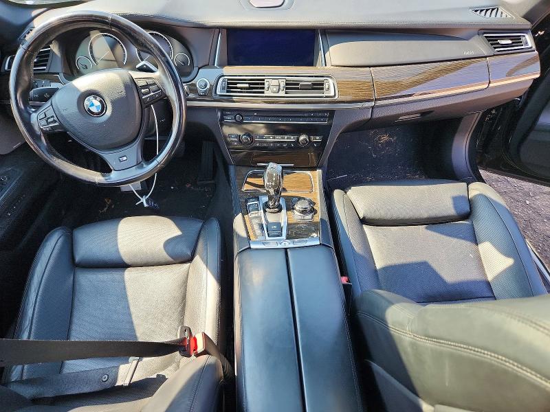 2013 BMW 7er VIN WBAYF8C58DD139716 COPART salvage auction — MECHANICAL, CT - CERT OF TITLE-REBUILT, sold $475 on 2026-07-24 (photo 8)