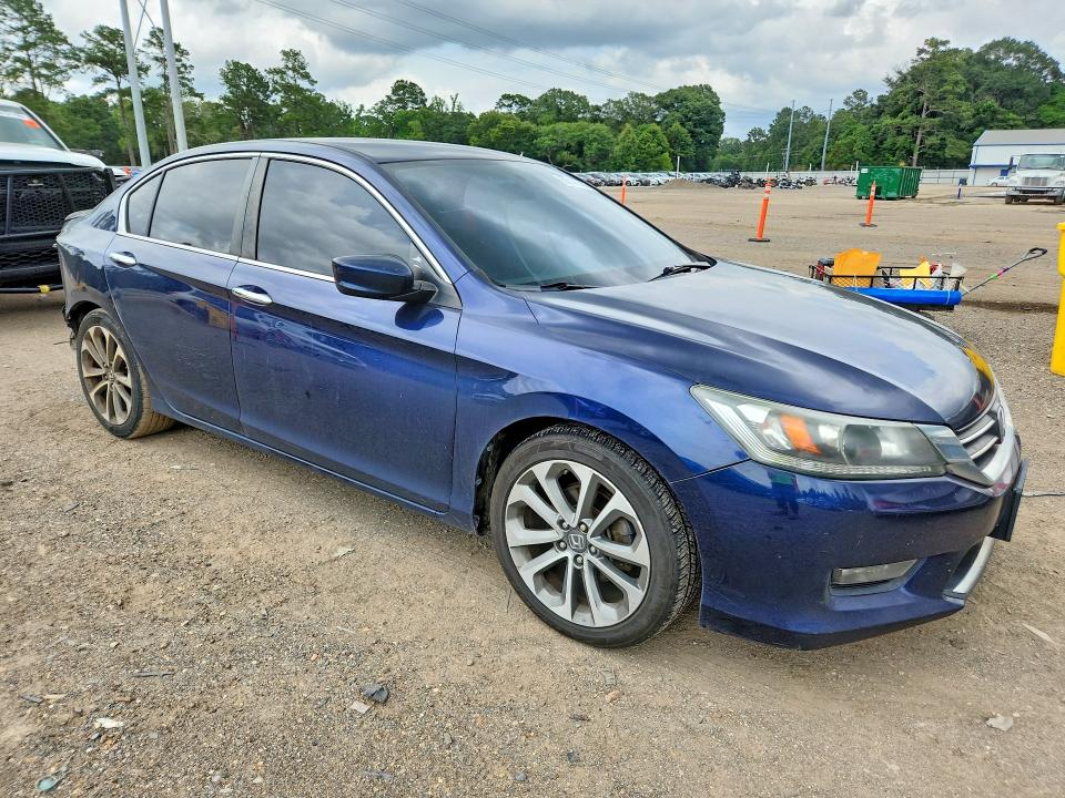 2015 Honda Accord VIN 1HGCR2F55FA193106 COPART salvage auction — REAR END, La - Cert Of Title-Salvage, sold $3,800 on 2026-07-02 (photo 4)