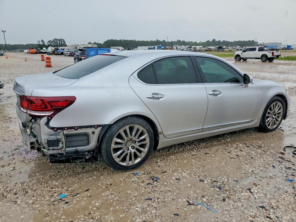 2016 Lexus Ls VIN JTHBL5EF9G5142899 COPART salvage auction — REAR END, Tx - Salvage Vehicle Title, sold $8,100 on 2026-07-21 (photo 3)