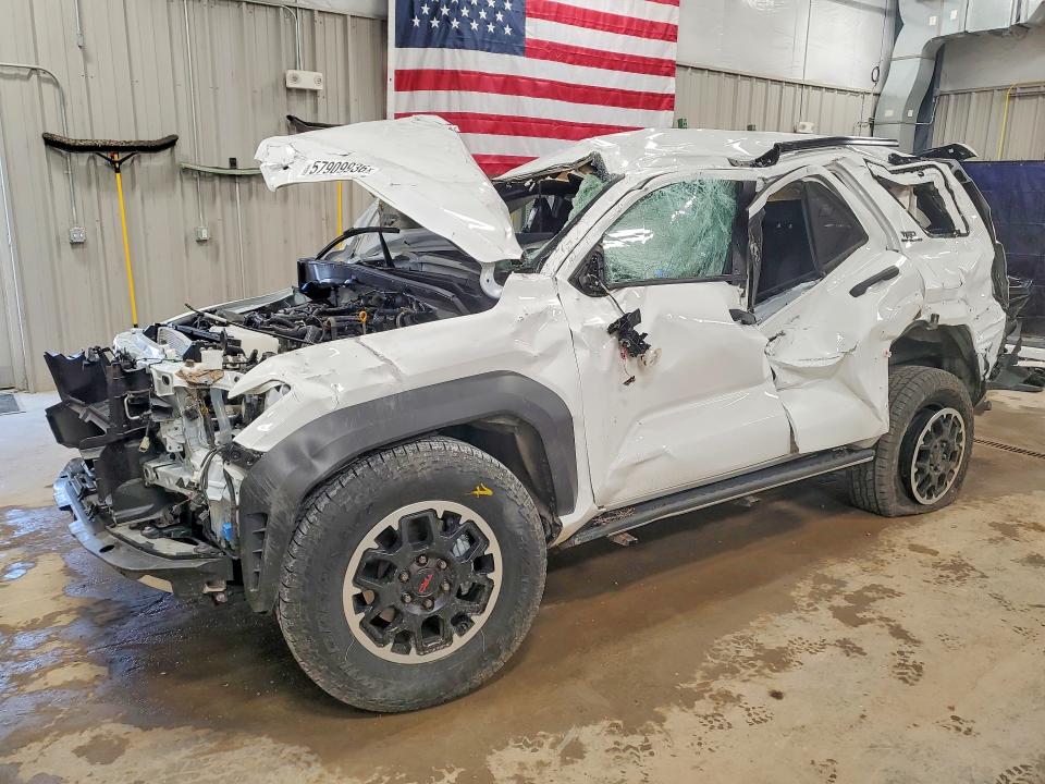 2025 Toyota 4runner VIN JTEVA5BR3S5000894 COPART salvage auction — ROLLOVER, Wy - Cert Of Title-Salvage, sold $5,400 on 2026-07-29 (photo 1)