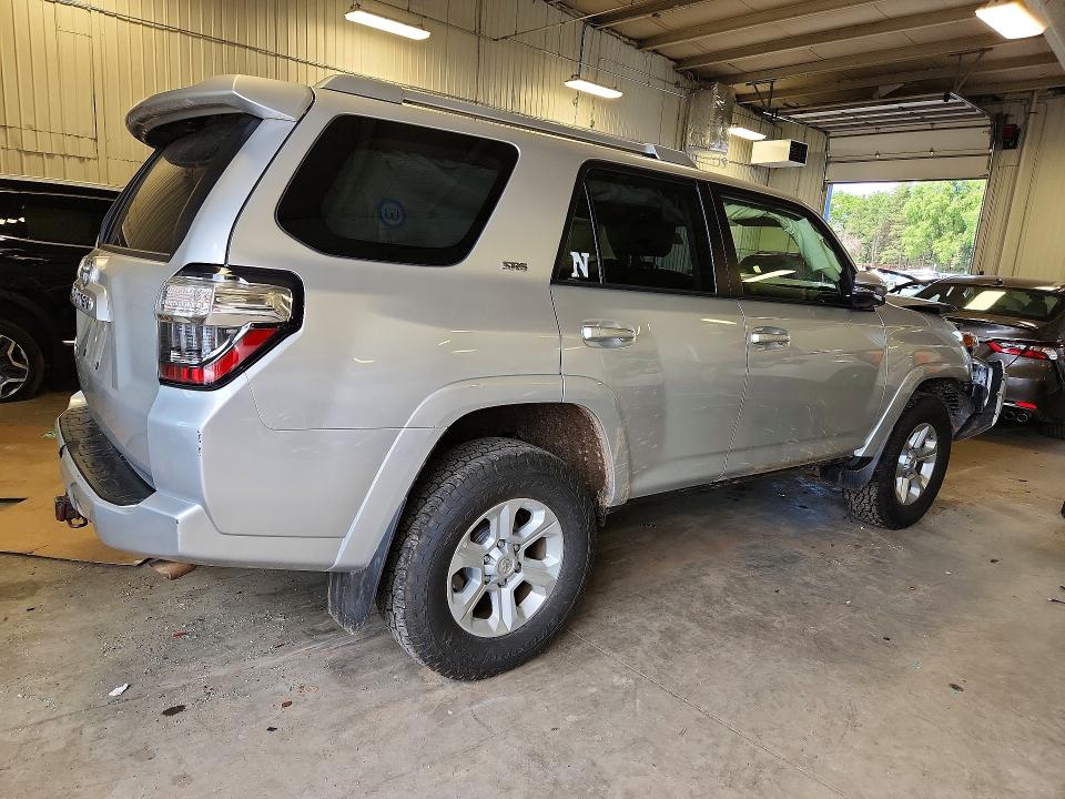 2017 Toyota 4runner VIN JTEBU5JR1H5455201 COPART salvage auction — FRONT END, MN - CERT OF TITLE-PRIOR SALVAGE, sold $325 on 2026-07-21 (photo 3)