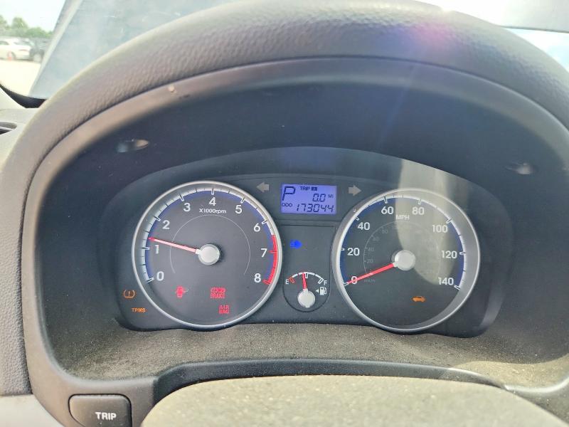 2010 Hyundai Accent VIN KMHCN4ACXAU422555 COPART salvage auction — FRONT END, OH - CERT OF TITLE-SALVAGE, sold $100 on 2026-07-02 (photo 9)