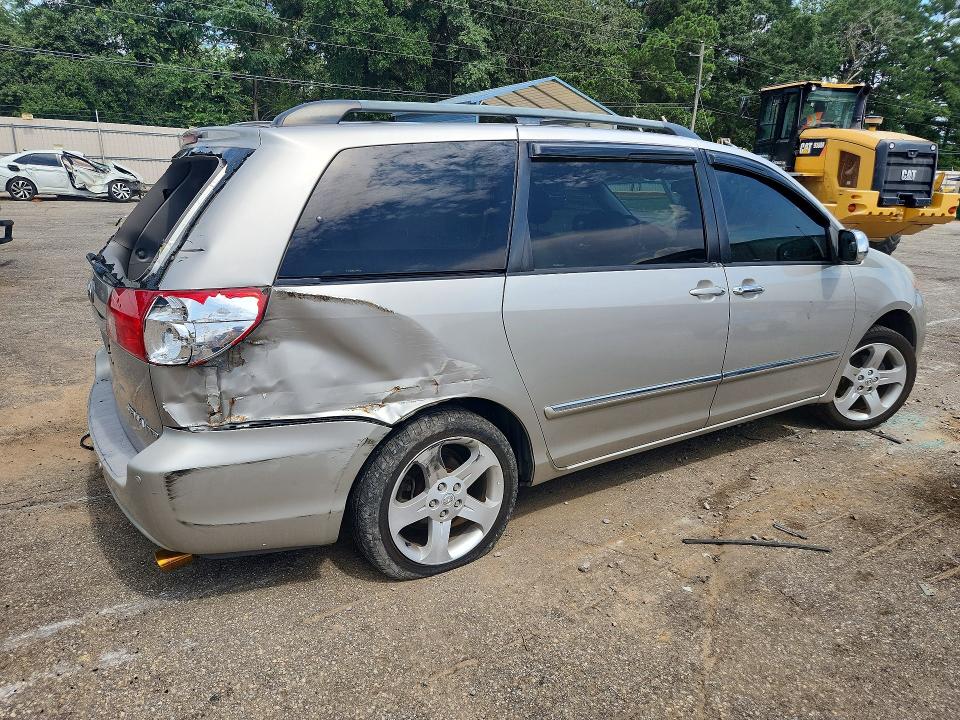 2006 Toyota Sienna VIN 5TDZA22CX6S447626 COPART salvage auction — REAR END, Fl - Cert Of Title Slvg Rebuildable, sold $300 on 2026-07-13 (photo 3)