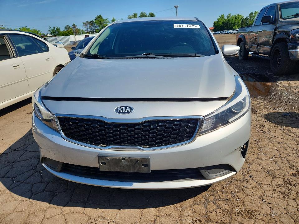 2018 Kia VIN 3KPFK4A73JE255919 COPART salvage auction — UNDERCARRIAGE, CT - CERTIFICATE OF TITLE, sold $975 on 2026-07-02 (photo 5)