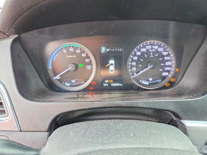 2017 Hyundai Sonata hybrid VIN KMHE34L19HA048297 COPART salvage auction — FRONT END, ON - PERMIT SALVAGE, sold $1,400 on 2026-07-21 (photo 9)