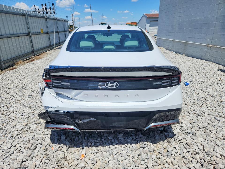 2025 Hyundai Sonata VIN KMHL64JA1SA459072 COPART salvage auction — REAR END, CO - SALVAGE TITLE, sold $10,100 on 2026-07-20 (photo 6)