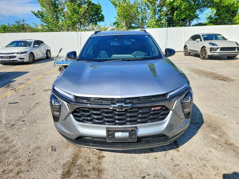 2025 Chevrolet Trax VIN KL77LJEP4SC136793 COPART salvage auction — REAR END, Mo - Salvage Certificate Of Title, sold $8,500 on 2026-07-24 (photo 5)