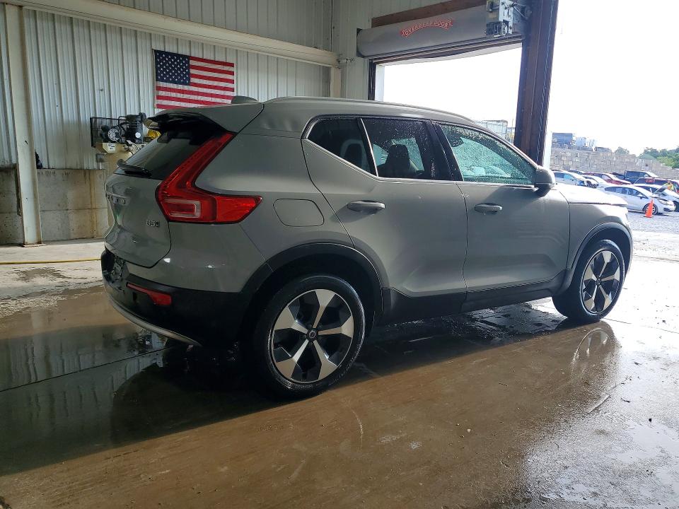 2025 Volvo XC40 VIN YV4L12UJ7S2465341 COPART salvage auction — Front End, CA - CERTIFICATE OF TITLE, sold $8,700 on 2026-07-07 (photo 3)