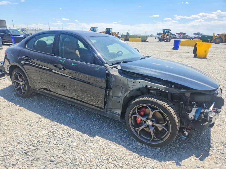 2018 Alfa romeo Giulia VIN ZARFAEEN1J7570838 COPART salvage auction — FRONT END, Co - Salvage Title, sold $6,800 on 2026-07-02 (photo 4)